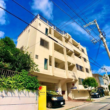 rob cond Naha Exterior foto